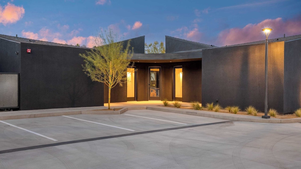 Blackhaus Suites by AvantStay - photo 51