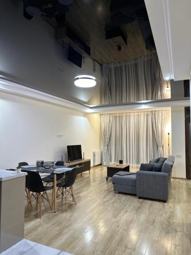 Rustaveli Apartment 113 — 4-Star Luxury Hotel in Kutaisi, Georgia