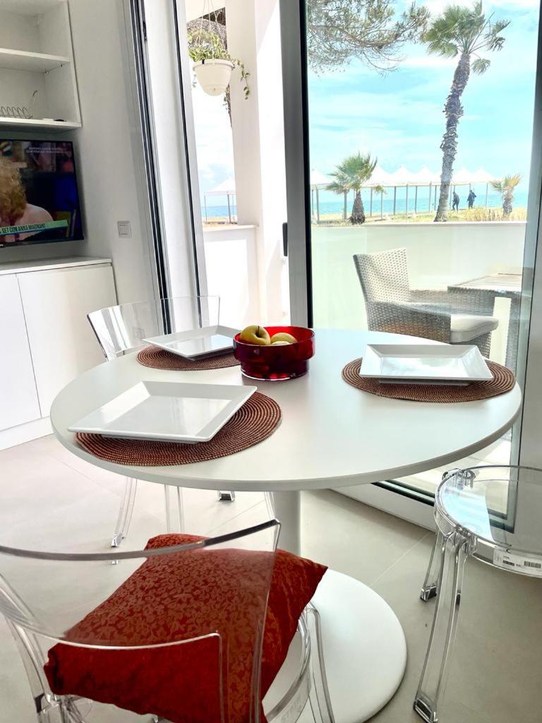 Luxury beach front — 4-Star Luxury Hotel in Oristano, Italy