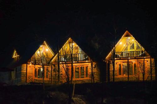 Sainj Riverside Cottages — hotel in Kotla