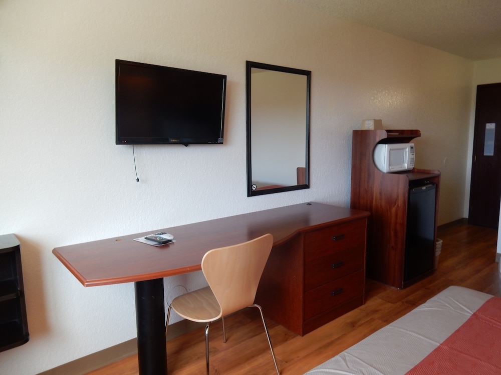 Quality Inn Ponca City - photo 8