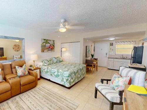 227 Surf Song Resort - photo 10
