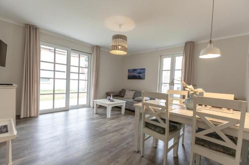 Villa Borwin Apartment 7 — 4-Star Luxury Hotel in Ostseebad Kuehlungsborn, Germany