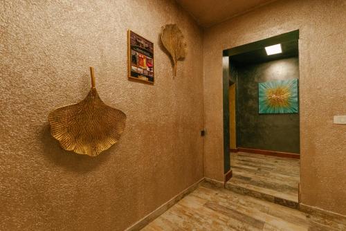 Madison Lake Villa — 4-Star Luxury Hotel in Balotesti, Romania