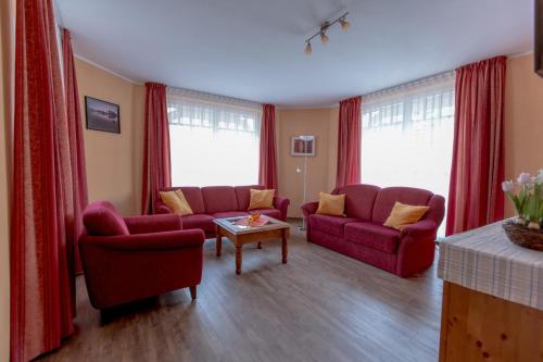Villa Senta Apartment 7 — 4-Star Luxury Hotel in Ostseebad Kuehlungsborn, Germany