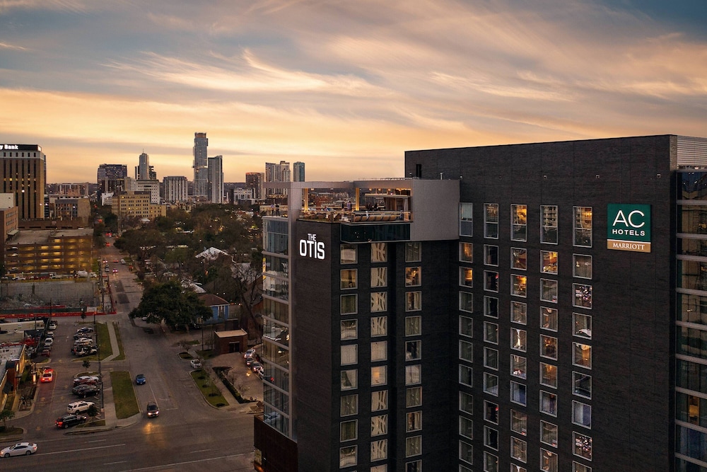AC Hotel Austin University - photo 95