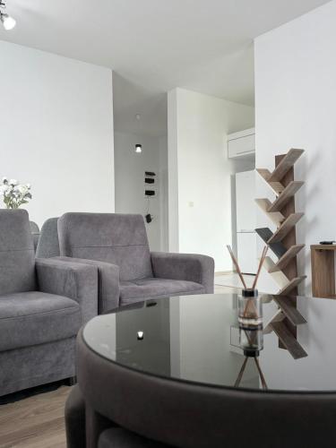Green Diamond 3 Bedroom