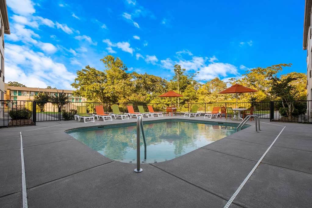 Clarion Pointe Sevierville Pigeon Forge - photo 33
