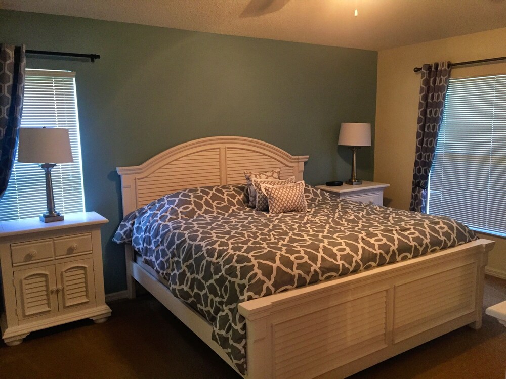Florida Finesse Property Management - photo 16
