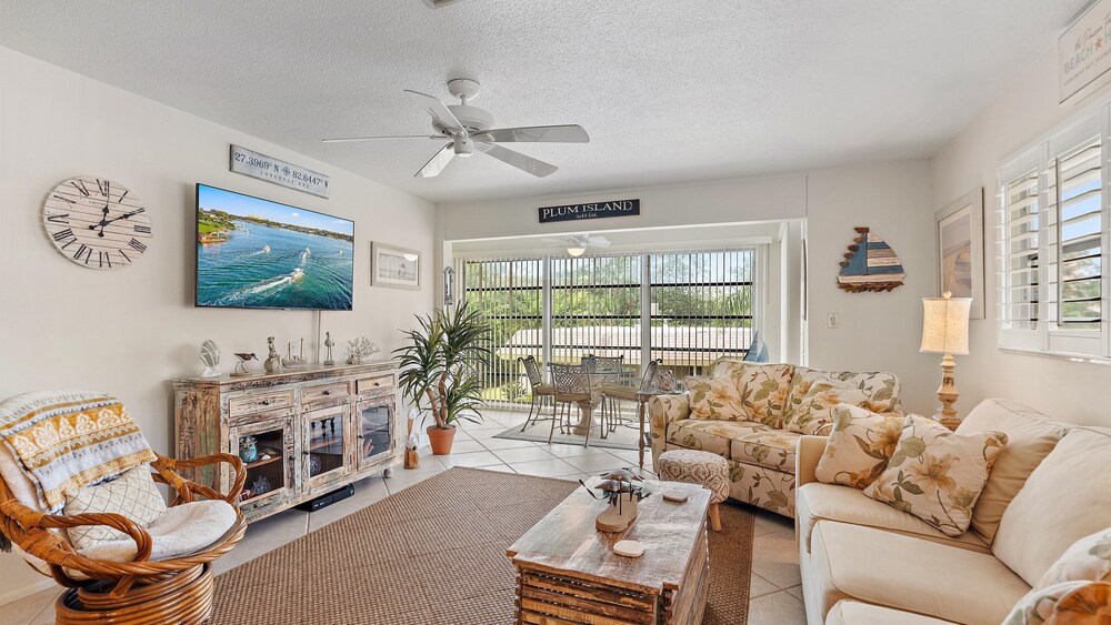 Serenity on Sutton — 4-Star Luxury Hotel in Longboat Key, United States