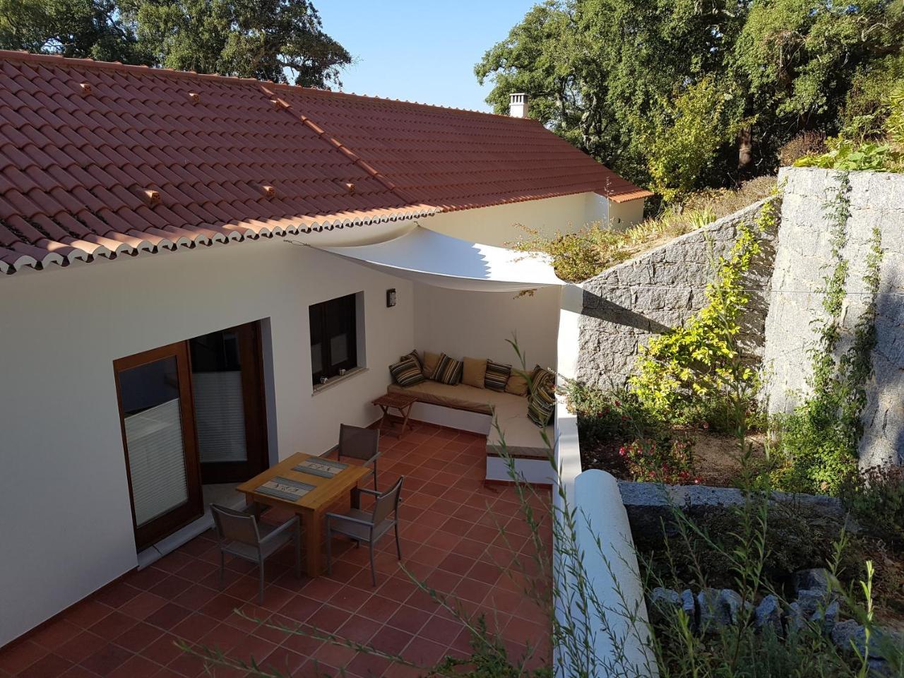 Casinha Laranja - carbon neutral hotel in Monchique