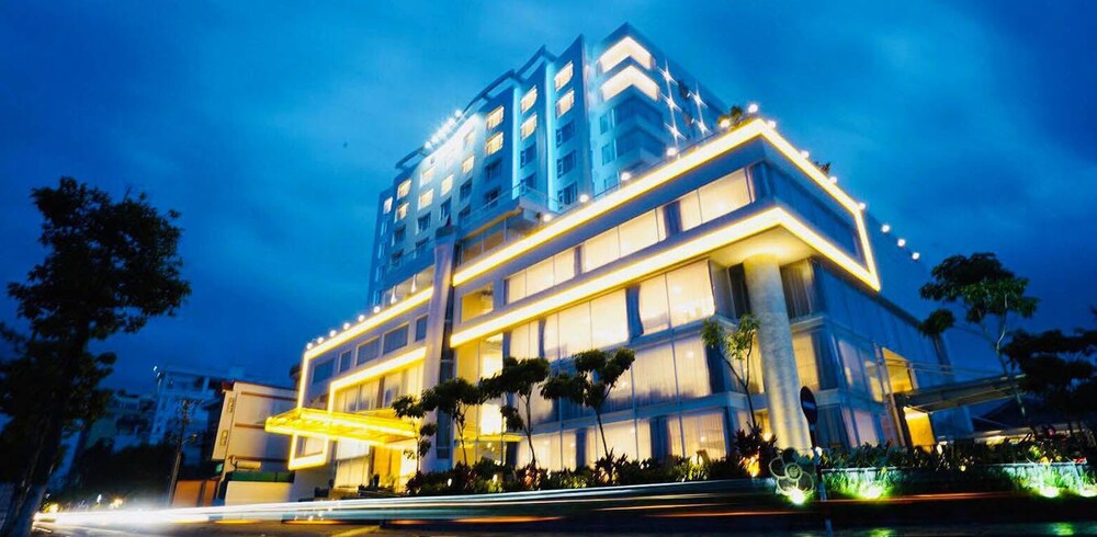Sai Gon Vinh Long Hotel — 4-Star Luxury Hotel in Vinh Long, Vietnam