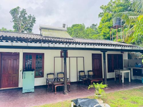 Kisandu guest