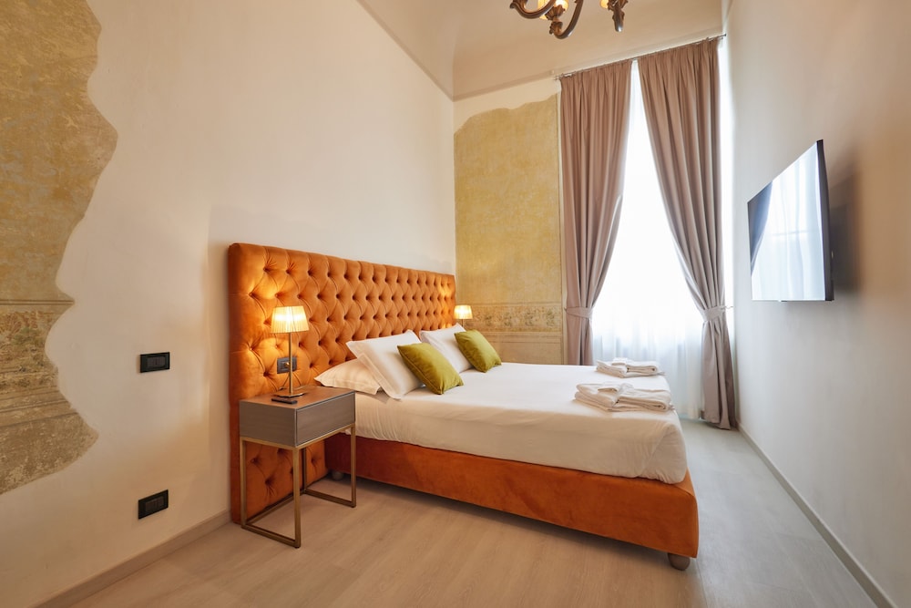 Residenza Maglioni al Battistero — 4-Star Luxury Hotel in Florence, Italy