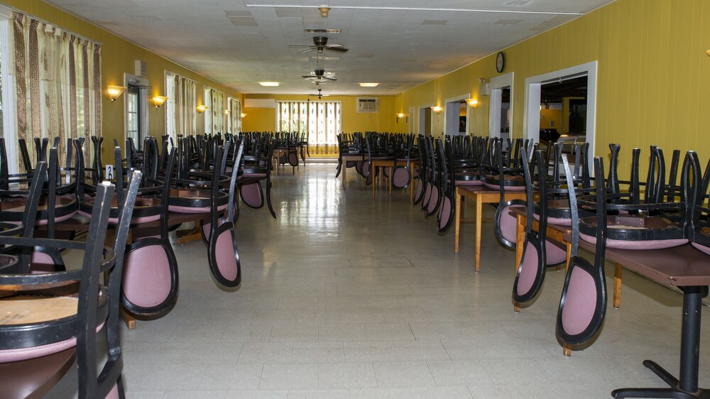 Chestnut Grove Resort - photo 108