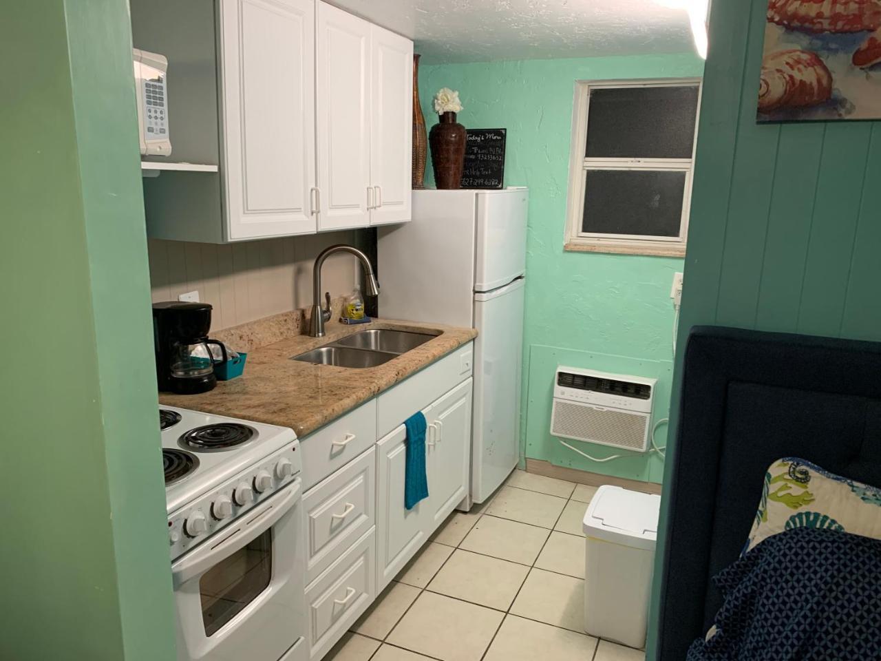 Michaels Surfside Cabanas - photo 23