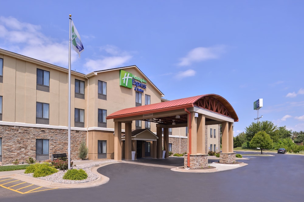 Holiday Inn Express Suites Topeka West I 70 Wanamaker By Ihg — Topeka