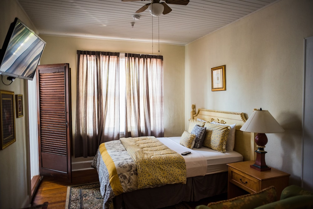 Putnam Lodge Hotel and Spa - photo 3
