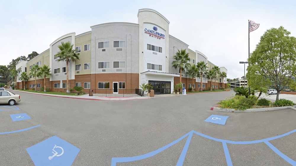 Candlewood Suites San Diego by IHG - photo 28