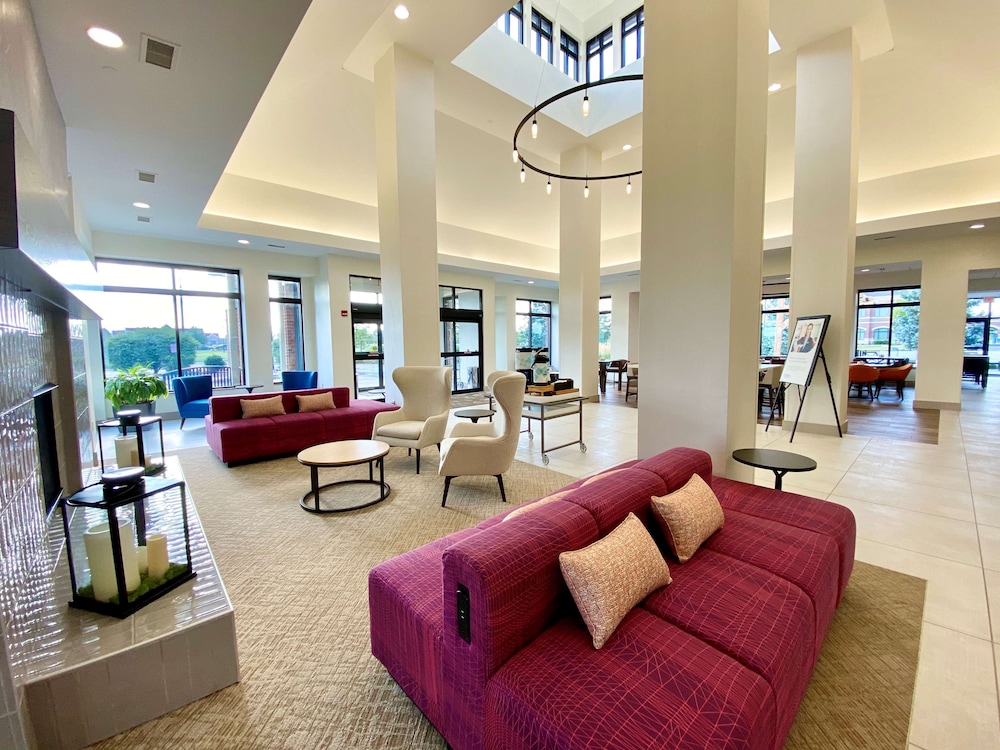 Hilton Garden Inn Oconomowoc - photo 4