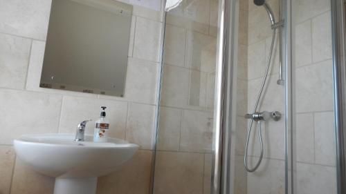 Colbourn Hotel — hotel in Colwyn Bay
