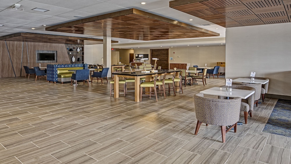 Holiday Inn Express Louisville Airport Expo Center by IHG - photo 17