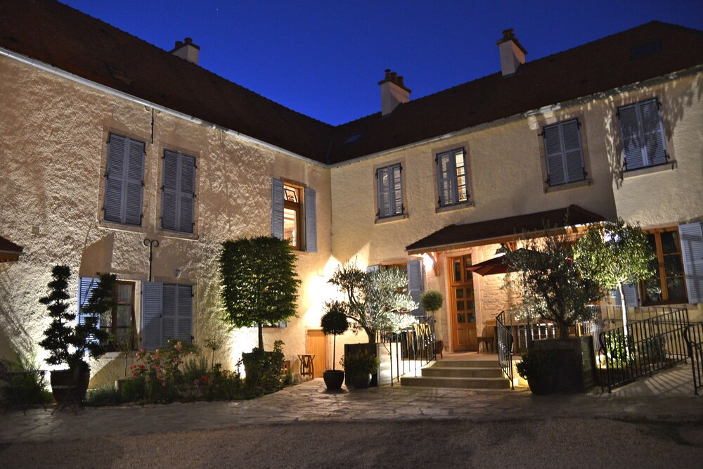 Hotel Les Deux Chevres Gevrey Chambertin — hotel in Gevrey-Chambertin
