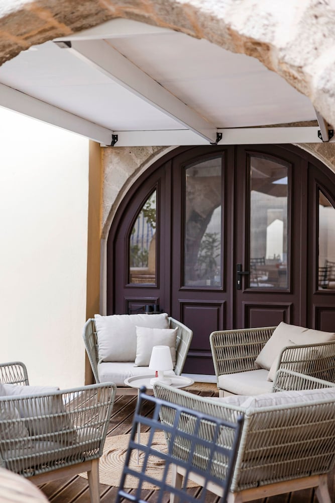 Casa de La Flora by Rhodes4vacation — 4-Star Luxury Hotel in Rodos, Greece