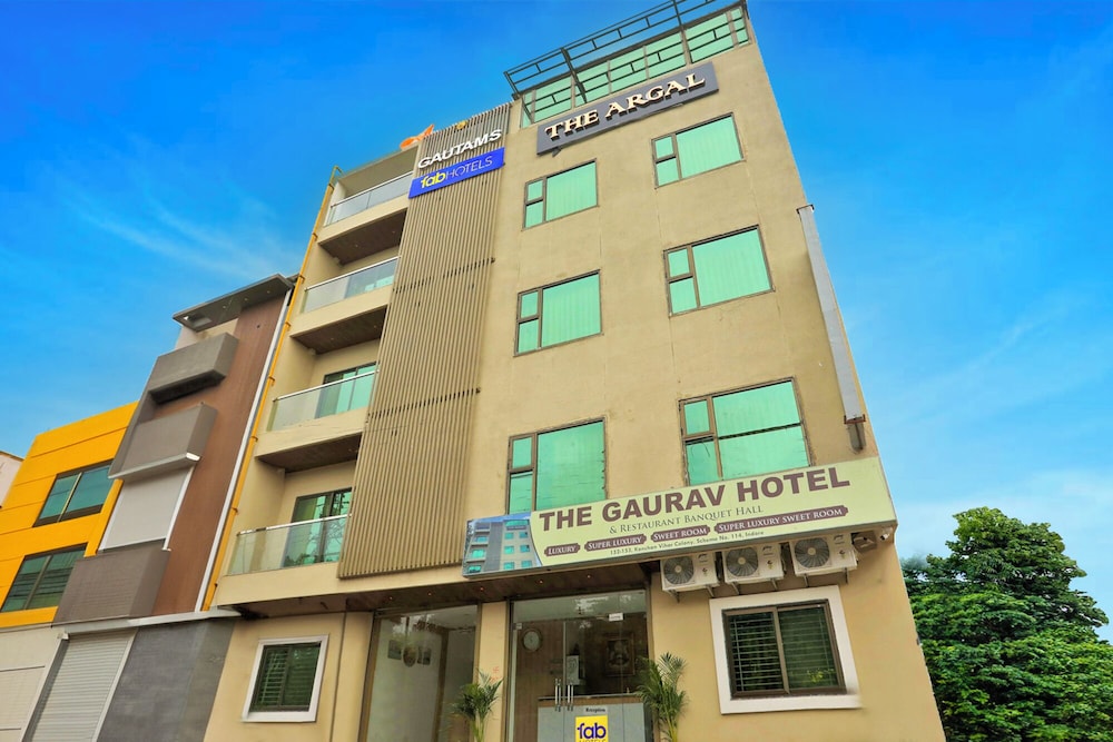 Fabhotel Gaurav Inn - last minute hotel in Indore
