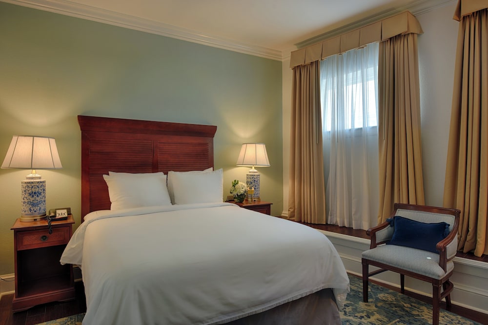 voco St. James Hotel by IHG - photo 19