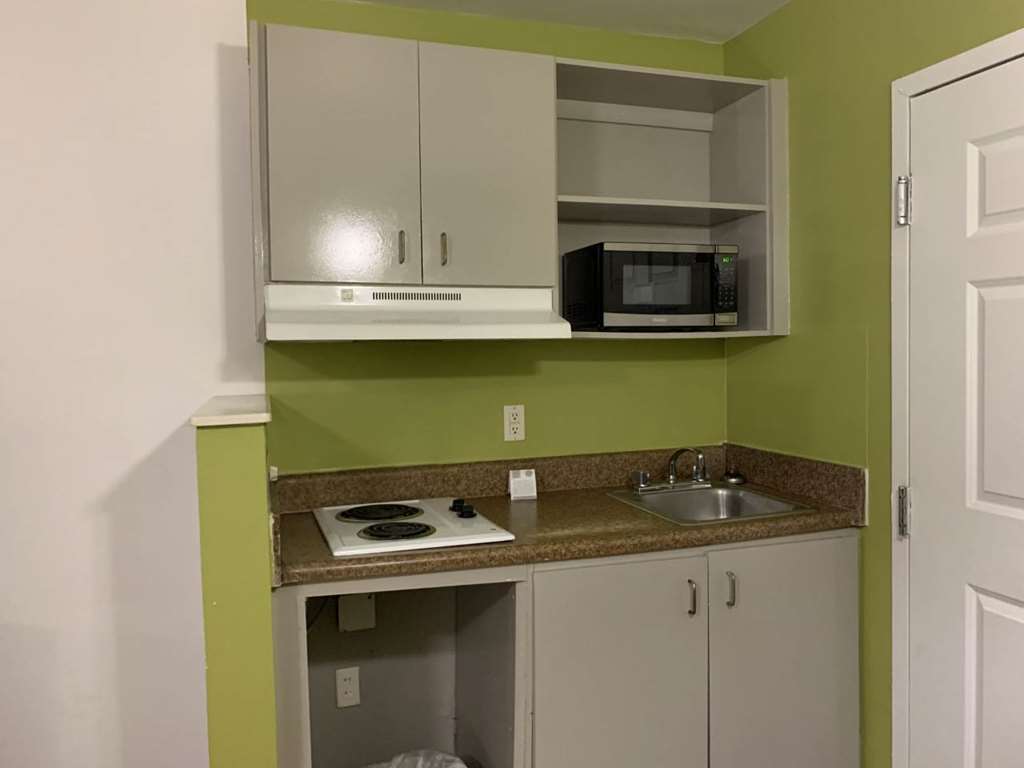 Studio 6 Extended Stay Hampton VA Langley AFB Area - photo 13