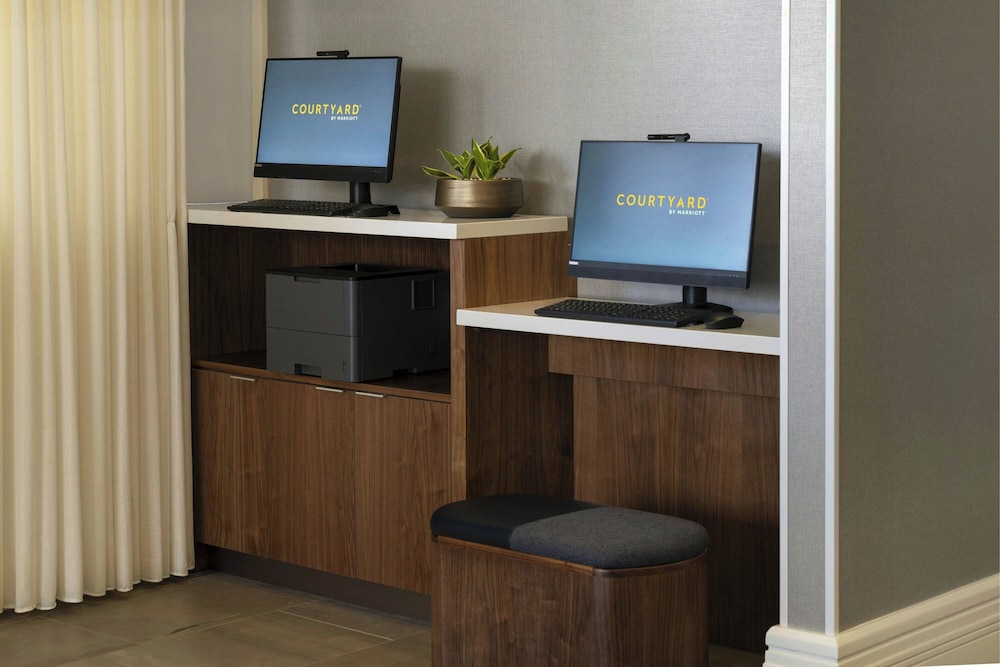 Courtyard by Marriott Long Beach Downtown - photo 37