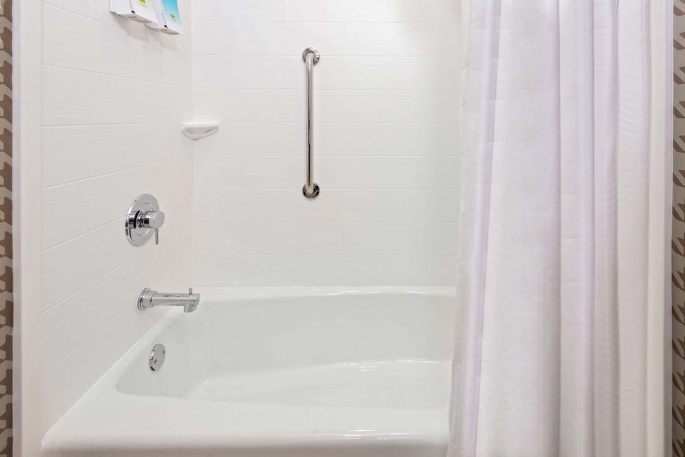 Home2 Suites by Hilton Orlando Near Universal - photo 25