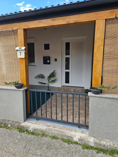 Apartment Lela self check in and check out — 4-Star Luxury Hotel in Otocac, Croatia