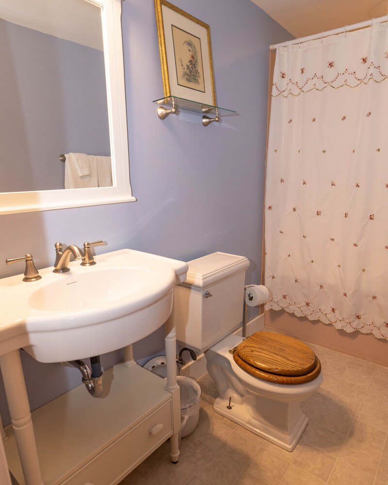 The Hand Hotel Bed & Breakfast - photo 17