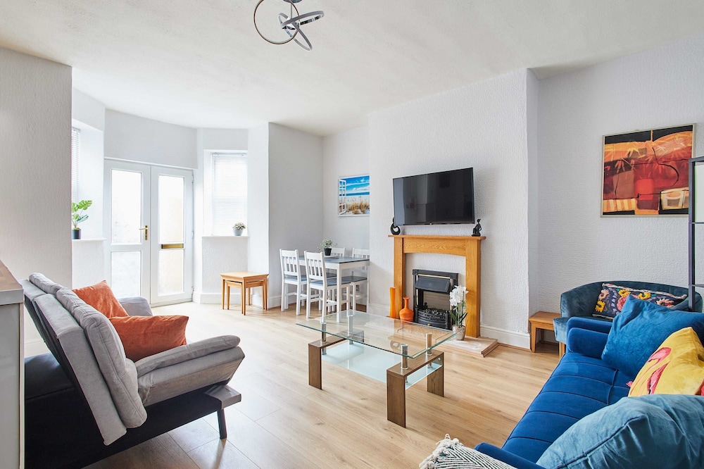 Host Stay Trinity Road Apartment
