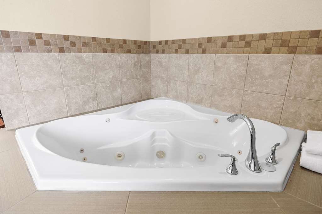 Comfort Inn & Suites Pueblo - photo 45