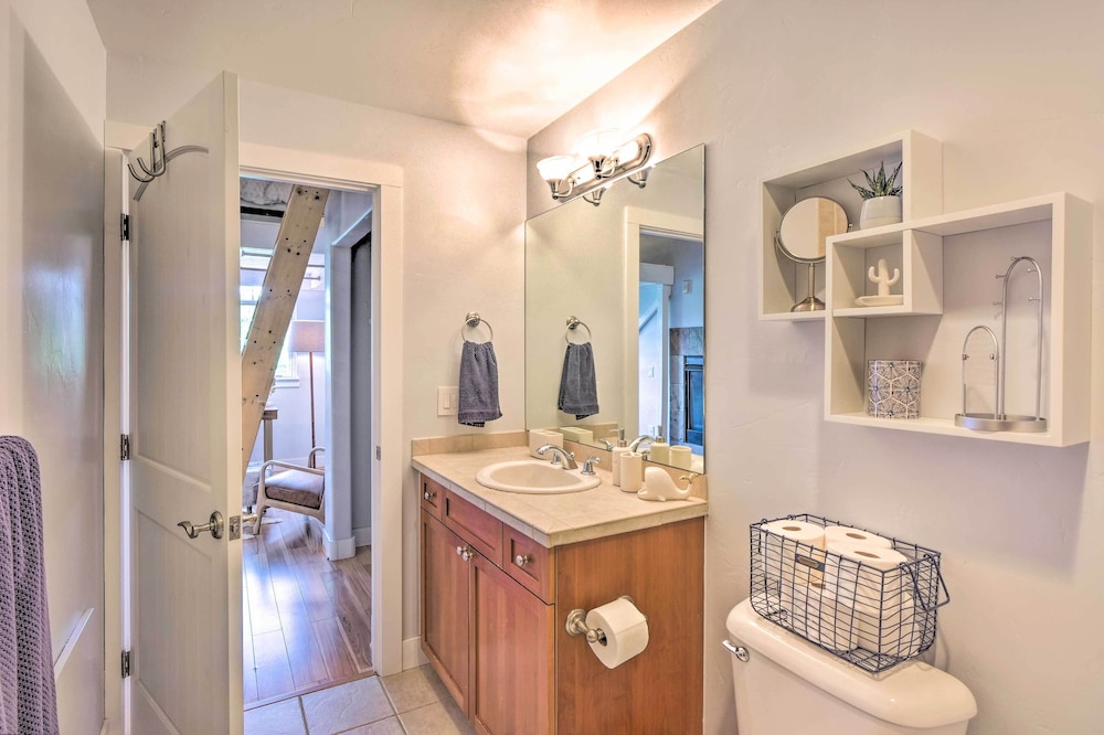 5 Mi to Ski Resort: Breck Penthouse Studio - photo 15