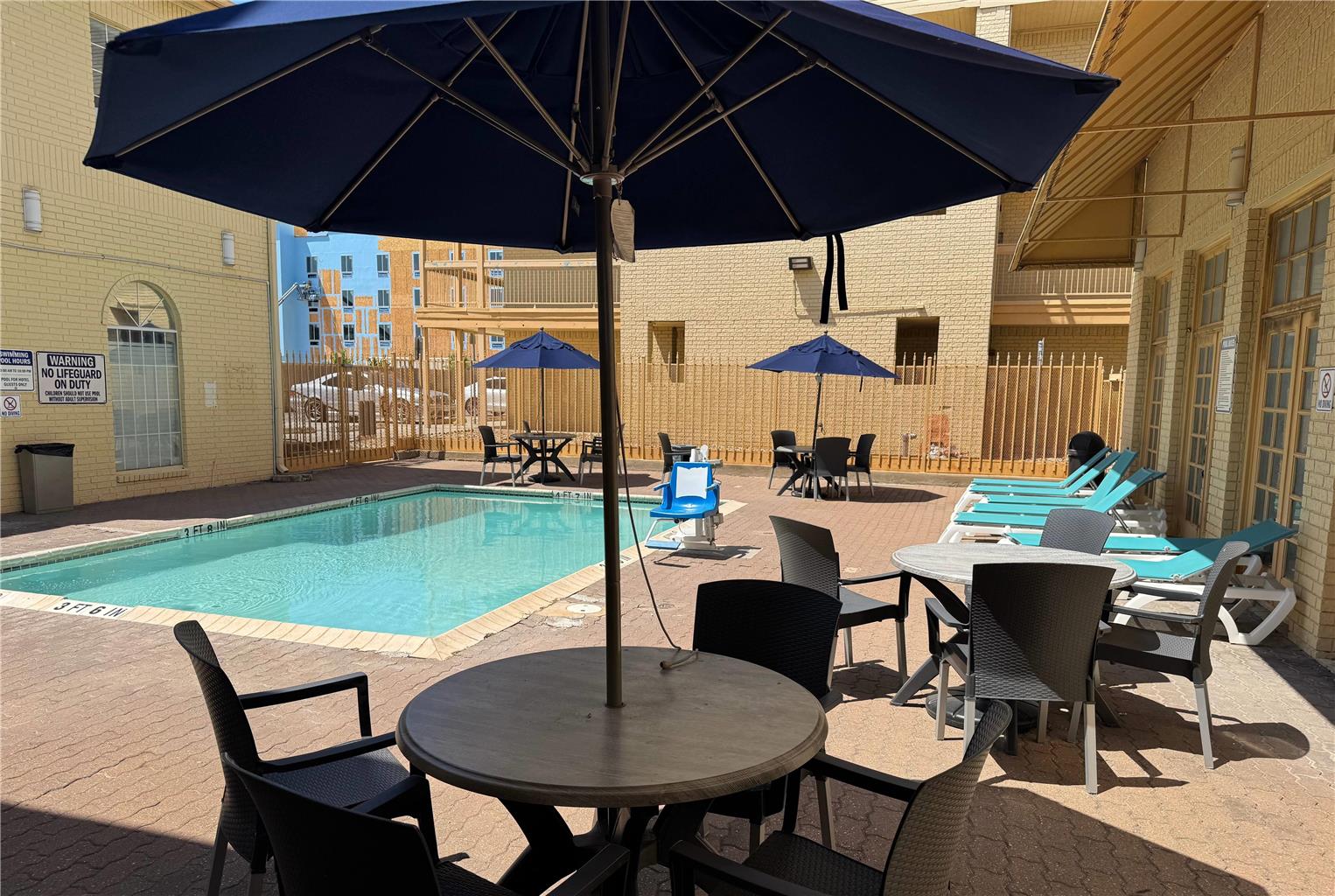 Days Inn by Wyndham Georgetown - photo 10