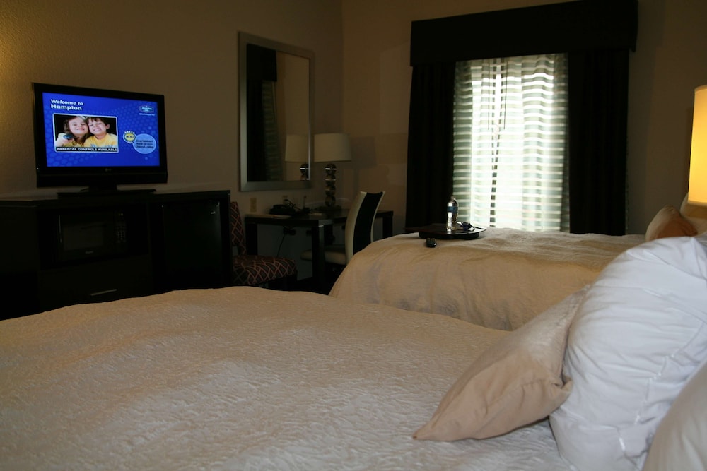 Hampton Inn Shreveport Airport - photo 15