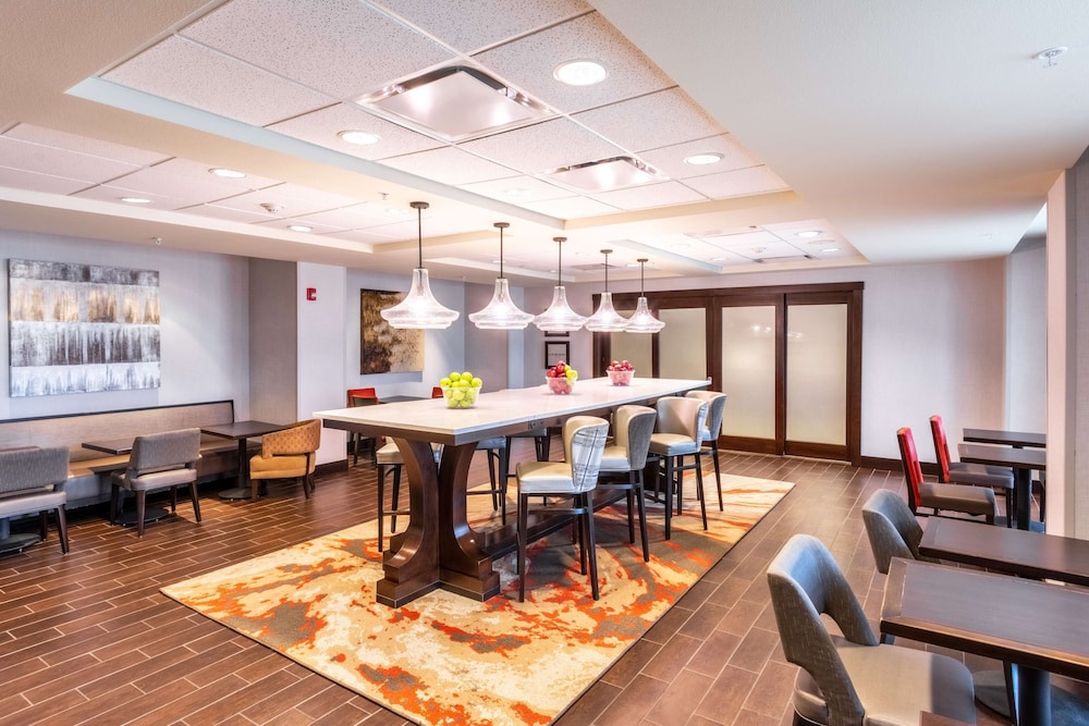 Hampton Inn Rawlins - photo 74