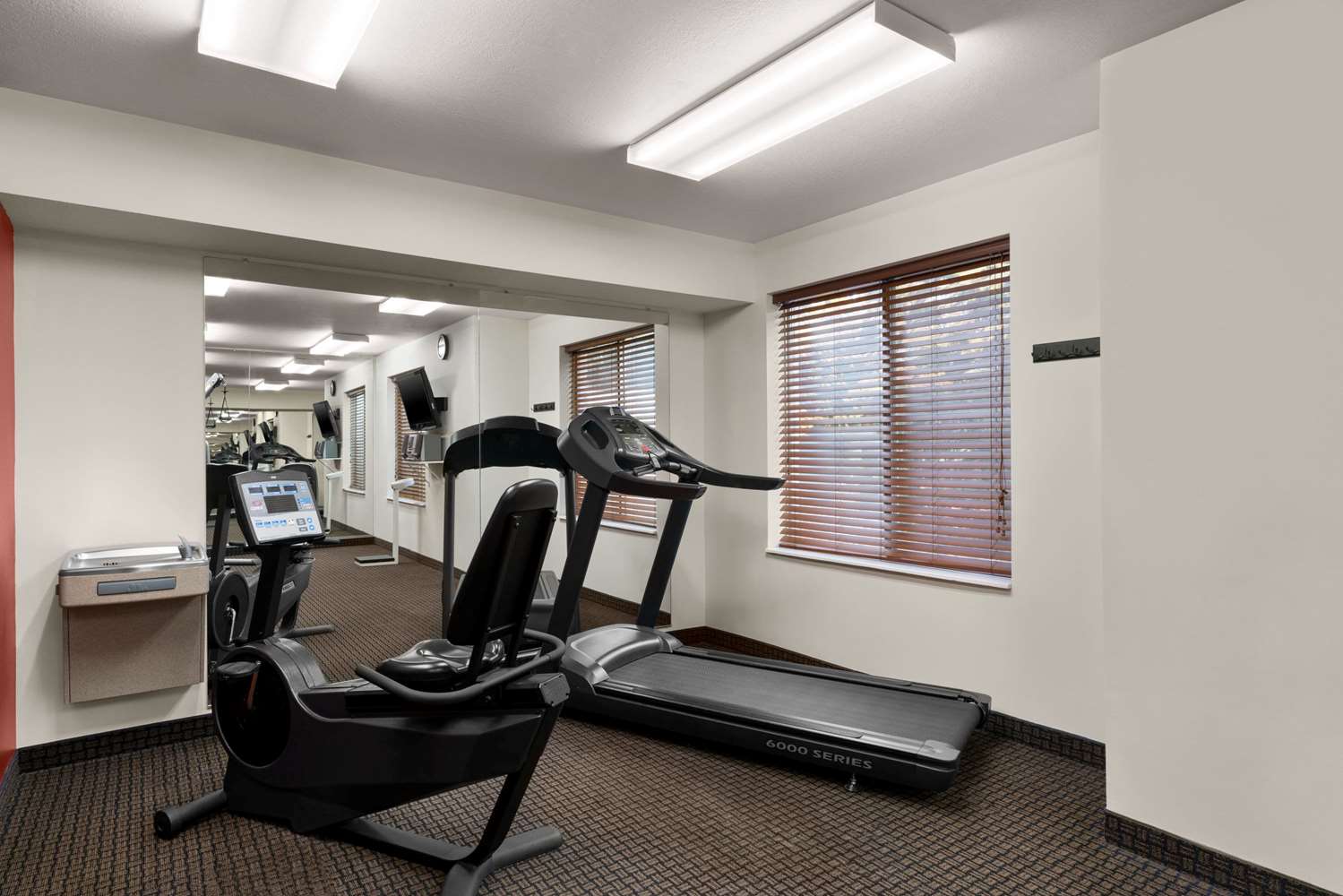 Lancaster Suites - photo 16
