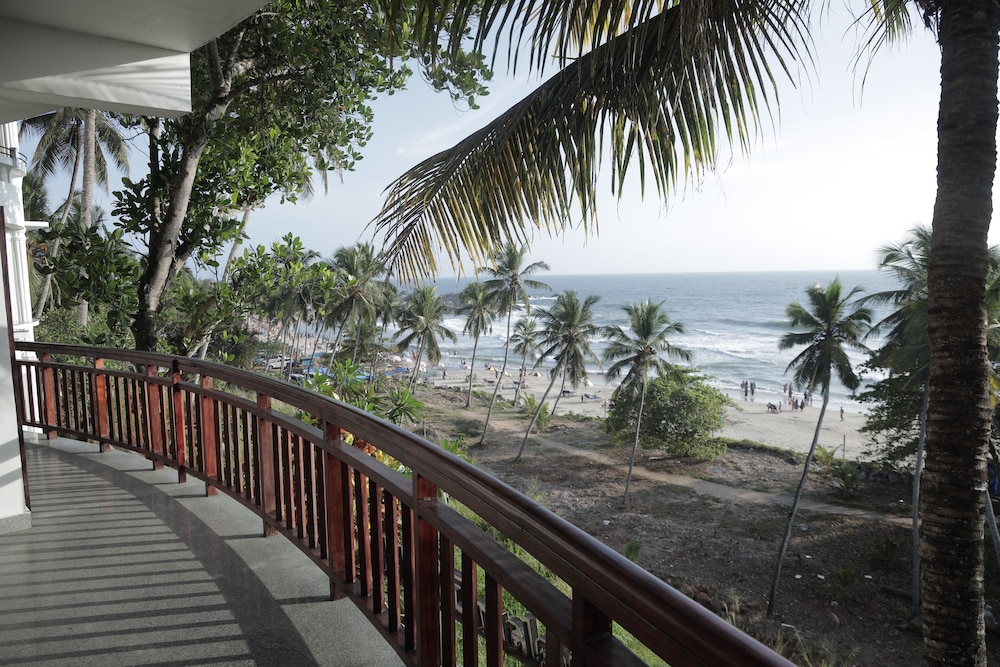 Thayil Kadaloram in Kovalam, India