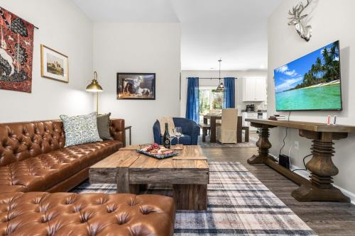 Charming 5bd BBQ Deck 4mins Duke University in Durham, United States