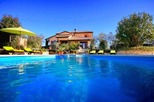 Villa Alexander — 4-Star Luxury Hotel in Buje, Croatia