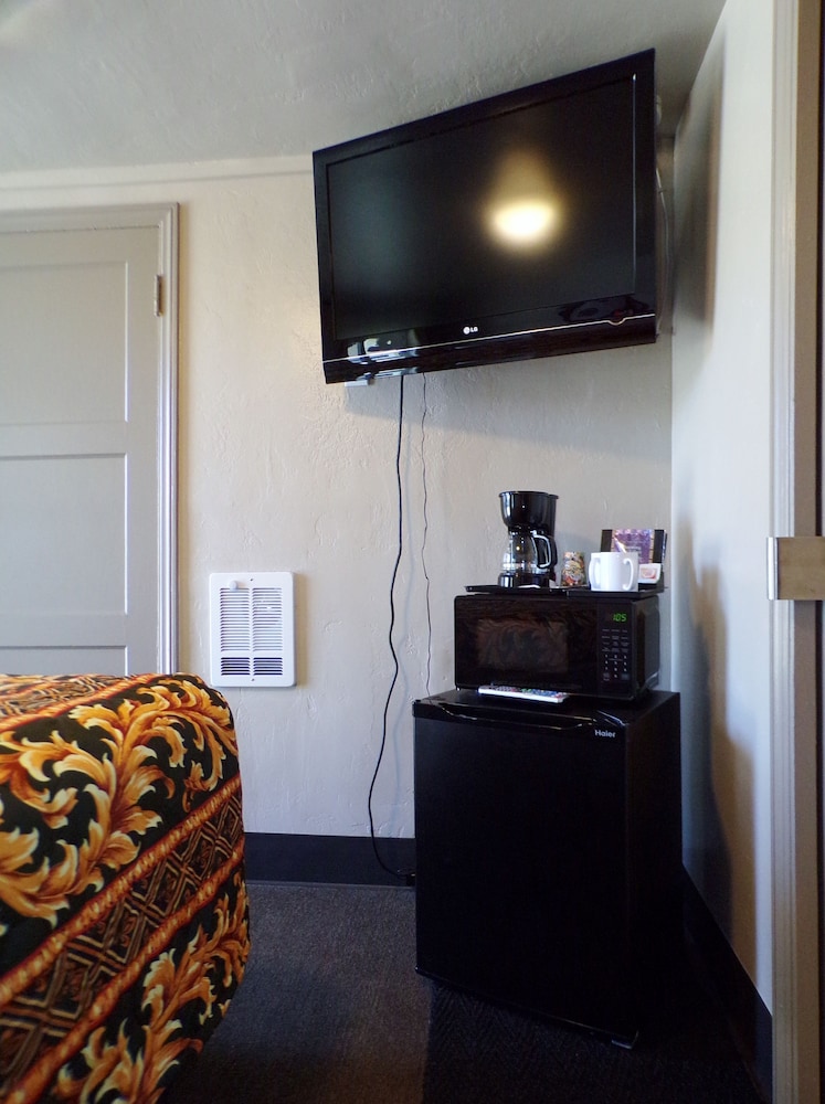 Cypress Tree Motel - photo 10