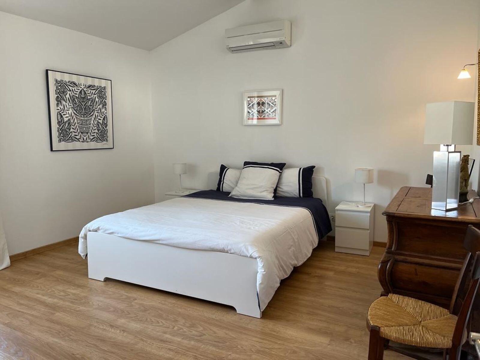 Ferme Binel a Ronsac — 4-Star Luxury Hotel in Aigrefeuille-Sur-Maine, France