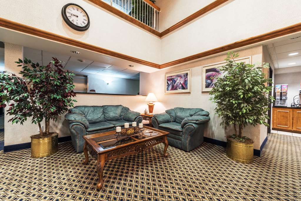 Super 8 by Wyndham Weatherford - photo 4