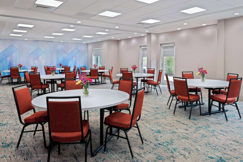 Hilton Garden Inn Orlando International Drive North - photo 37