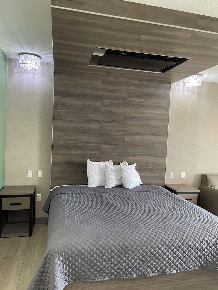 Express Inn Richey - photo 10